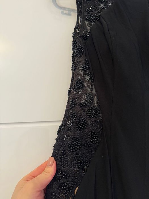 Черна бална рокля
