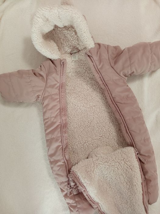 Бебешки ескиммос Н&М 62/74 размер