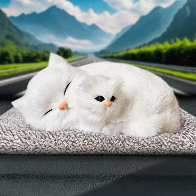 Спящые котята для автомобиля