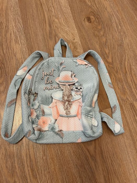 Детска рокля с раничка