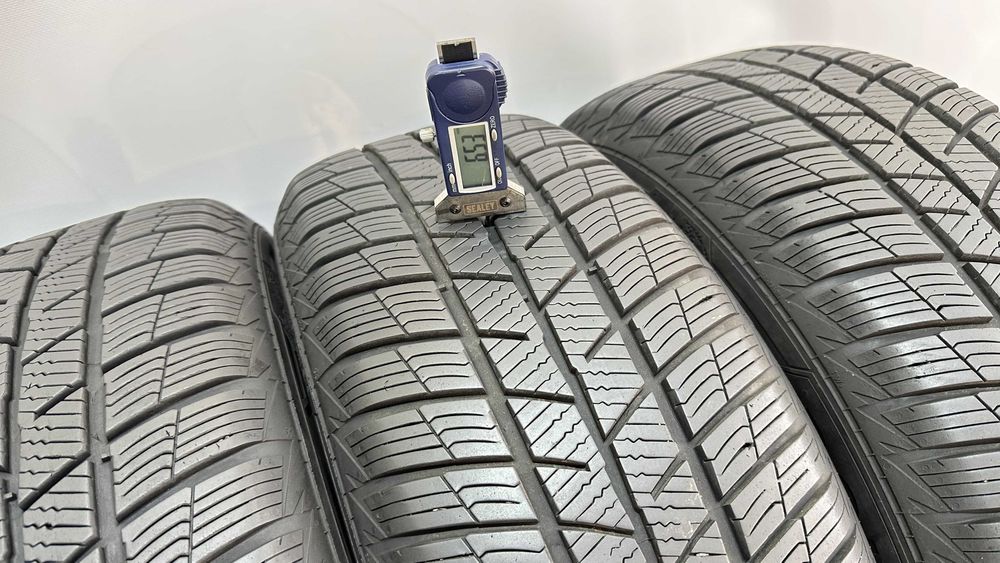 4бр 215/65r16 BARUM зимни