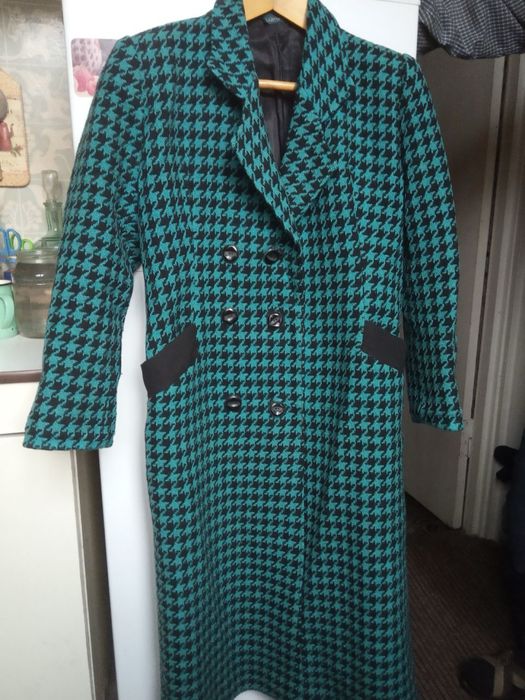 Продам пальто осень/зима