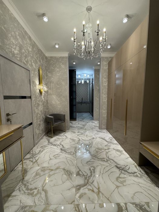 Сдаётся в аренду шикарная квартира в новостройке !