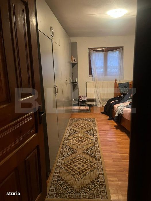Casa cu piscina P+M, 1.368 mp teren,  Leamna de Sus