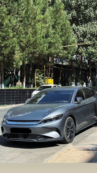 Byd HAN DUAL Motor 4x4 3.9 sekund