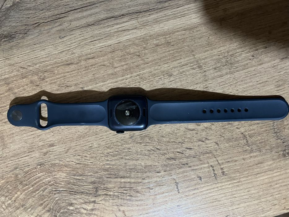 Apple watch se2 40мм