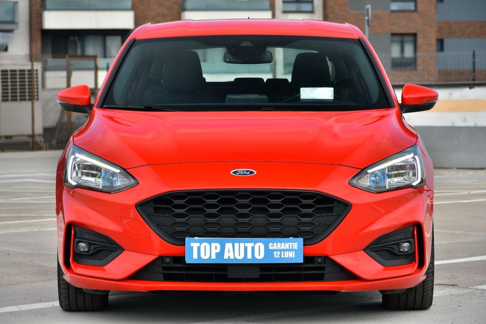 Ford Focus ST-Line Culoare deosebita Oferta