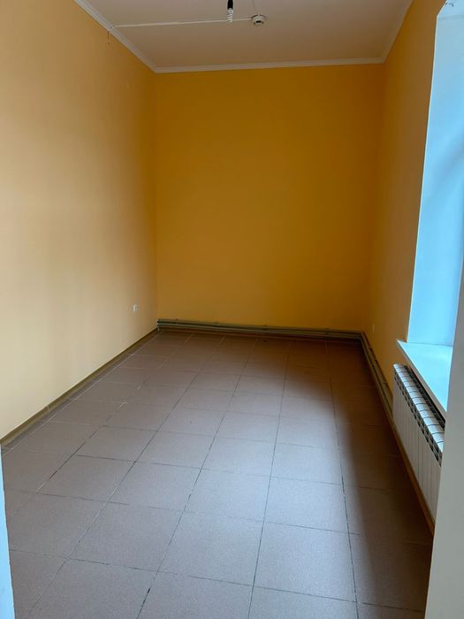 Комерчиское здание