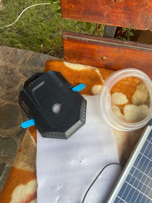 Ser complet filtru iaz 2400l/h si set filtru cu panou solar 605l/h