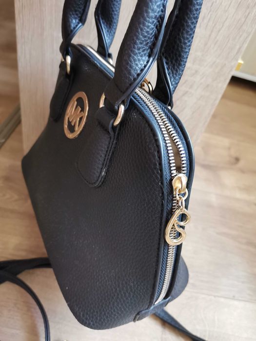 Дамска малка чанта