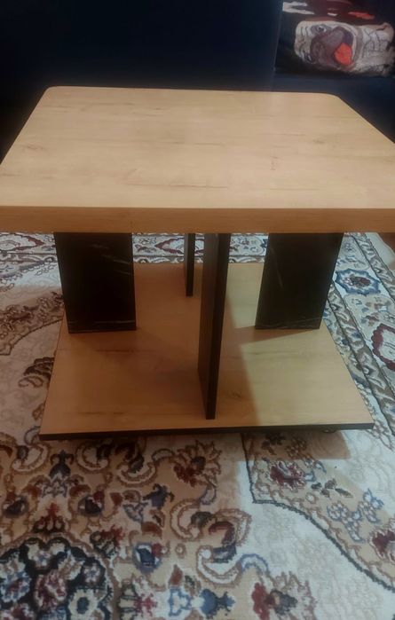 Продам журнальный столик