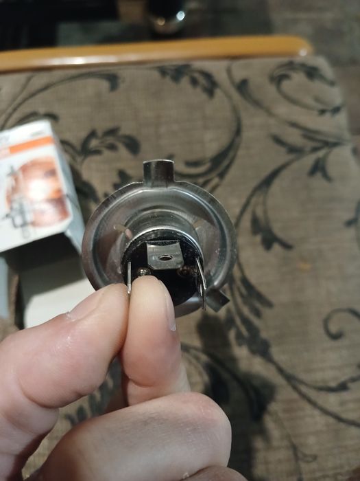 Продам Моторчик стеклоомывателя от Камри 50