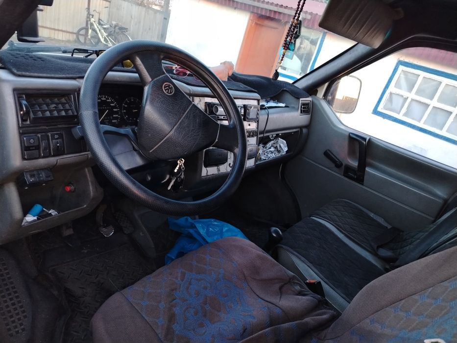 Продам Фольцваген т-4 на полном ходу