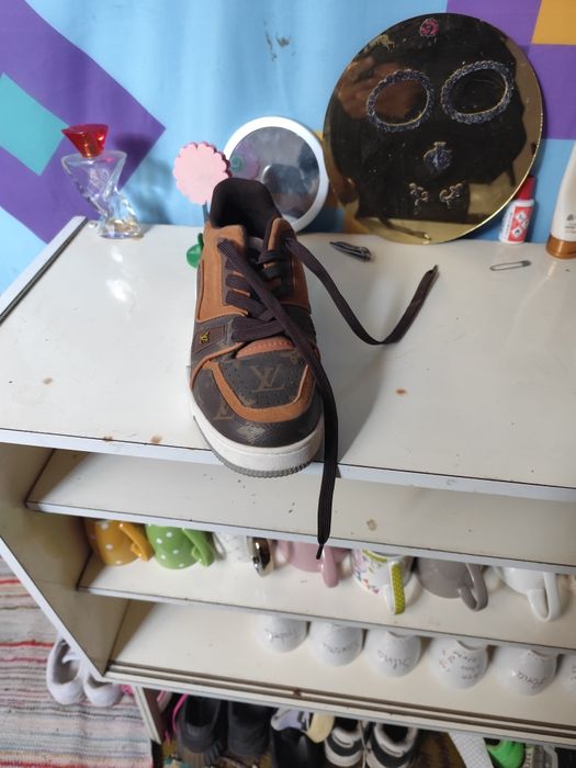 Adidași bărbați Luis Vuitton