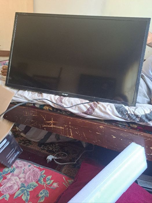 Televizor 32 tali