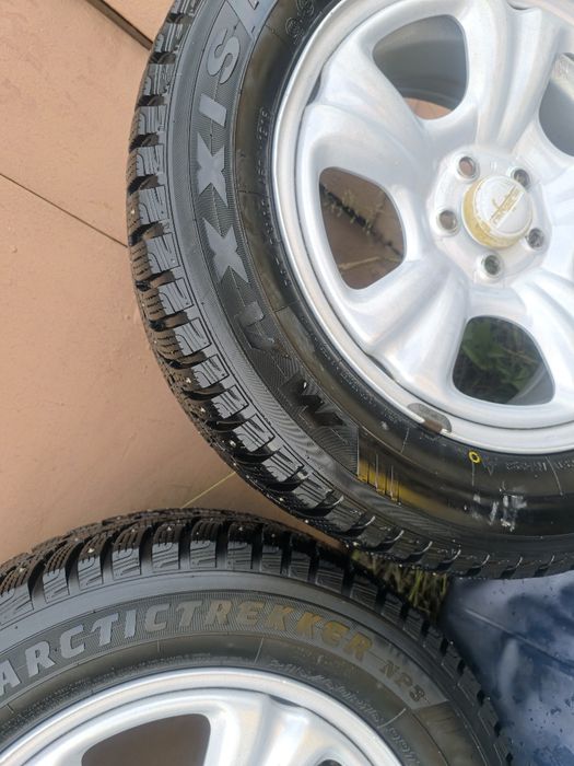 Продам шины 215*60 R16