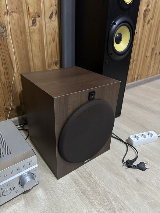 Sistem Sony: receiver + 2 boxe + subwoofer