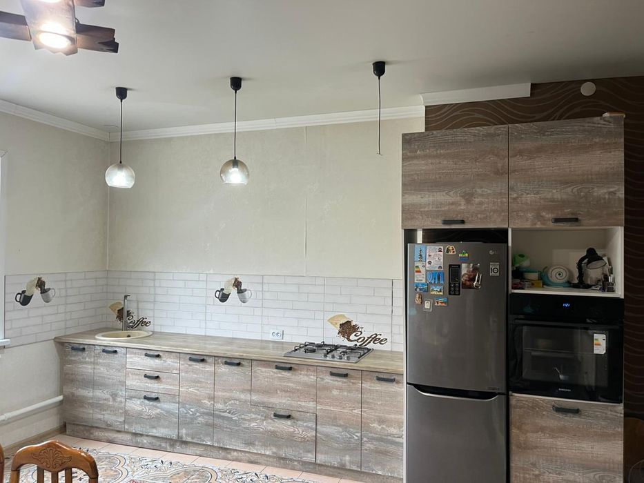 Продам дом.В пос.Талапкер.