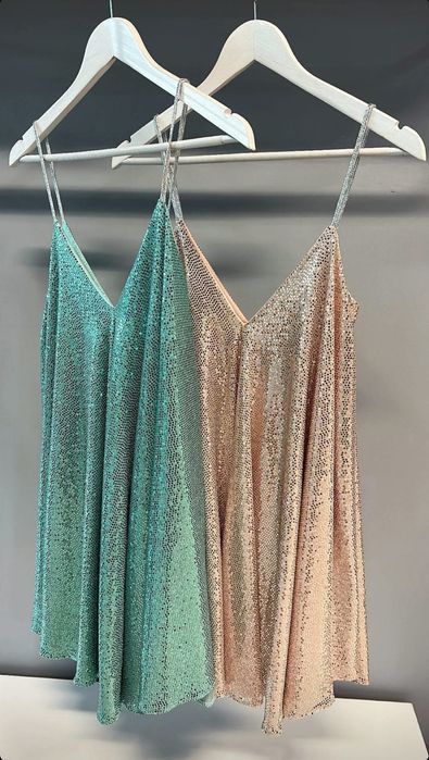 Нова рокля блестяща л- хл на български бранд