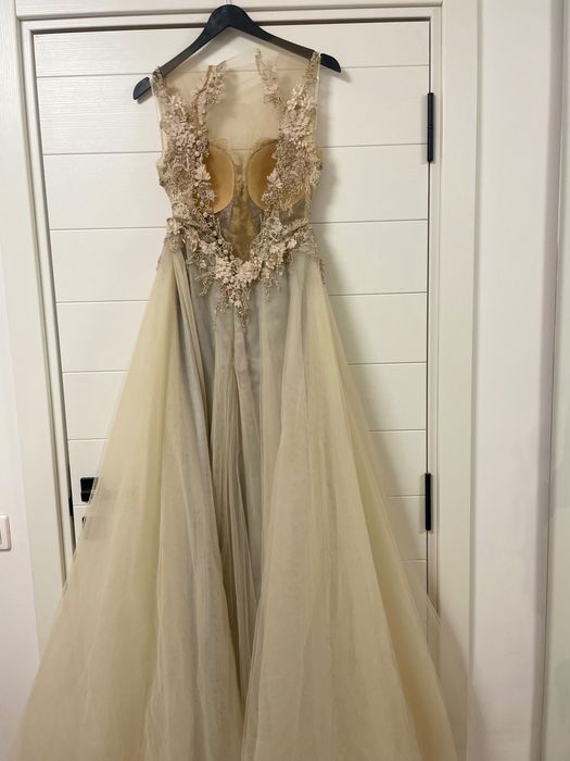 Абитуриентска бална рокля на Berna Moda , размер S