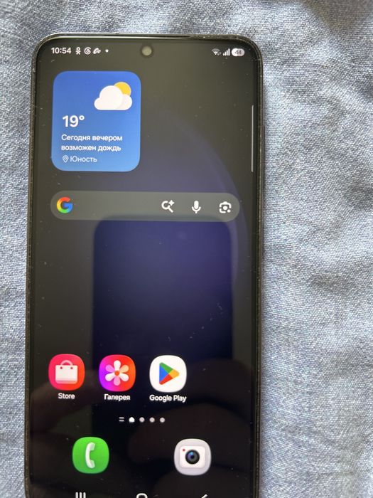 Samsung s23 продам в хорошем состояние