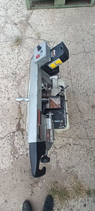 Masina debitat metal Femi NG160