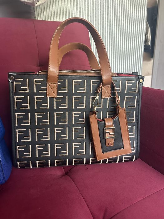 Дамски чанти нови и като нови