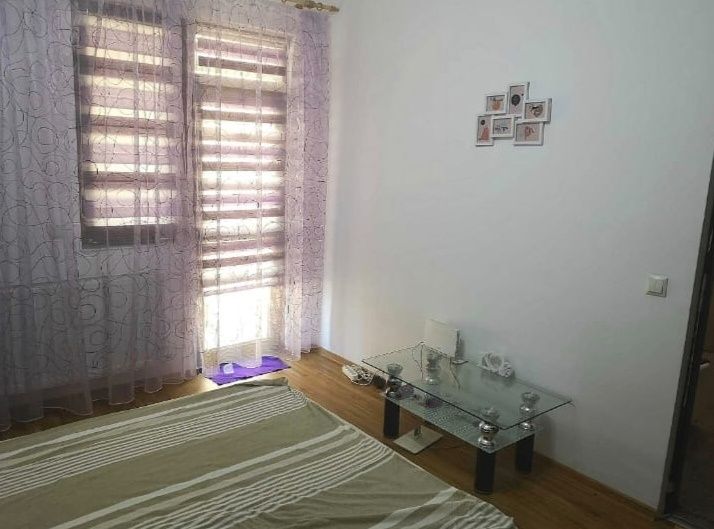 Vând apartament zona centrala