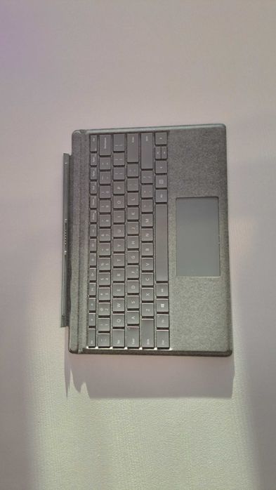 Microsoft Surface Pro 6 i7 / 16GB / 1TB