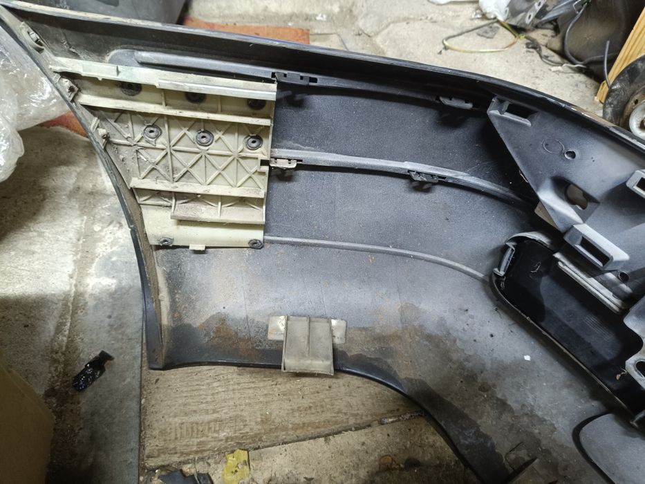 Передний бампер Ауди 100 С4