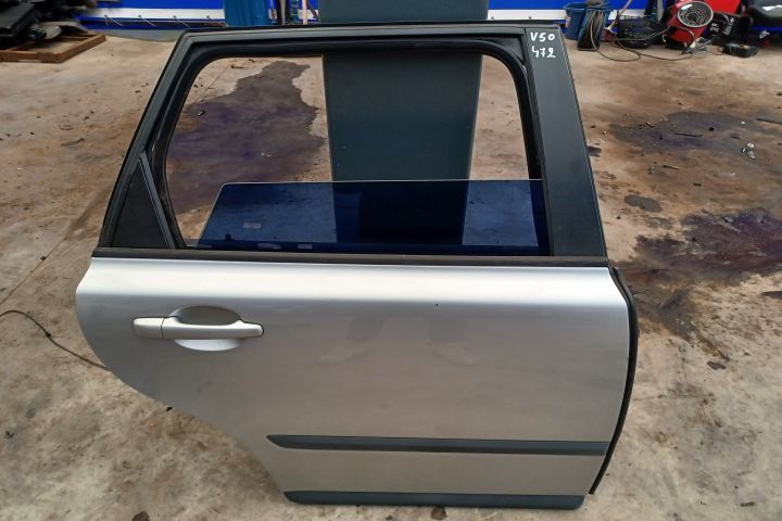 Usa spate dreapta Volvo V50 1 [2003 - 2011] wagon 2.0 D MT (136 hp)