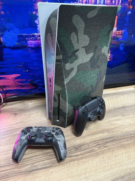 PlayStation 5 Fat с 2 геймпадами, в подарок 10 игр