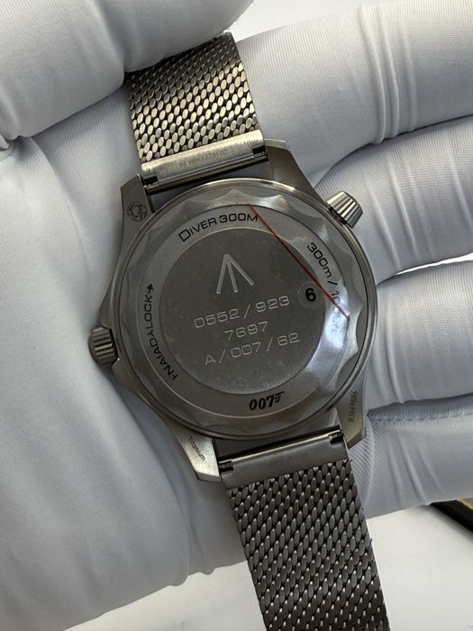 Часы Omega Seamaster 007 Titanium