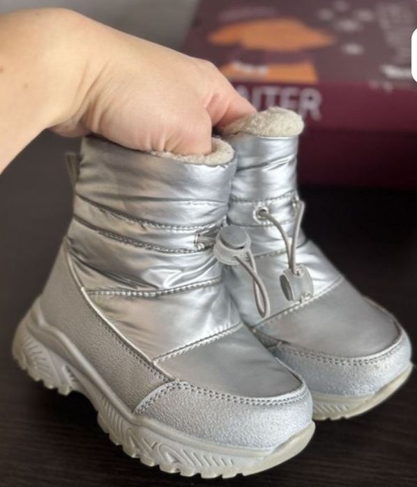 продам сапожки Tombi