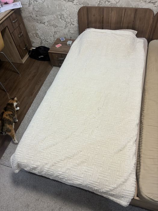 Продается односпальняя кровать