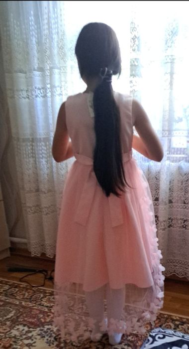 Нарядное платье для девочек