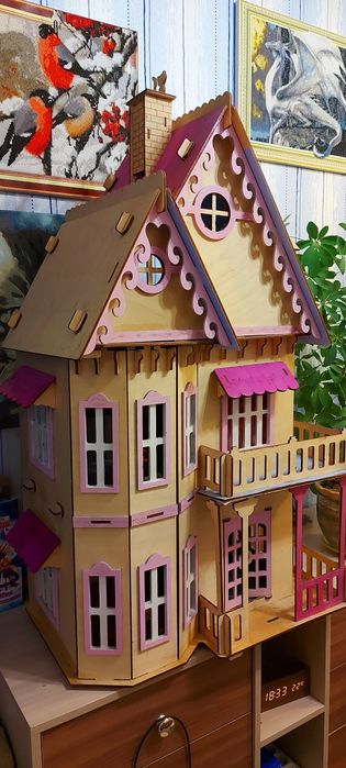 Домик для кукол. Кукольный домик