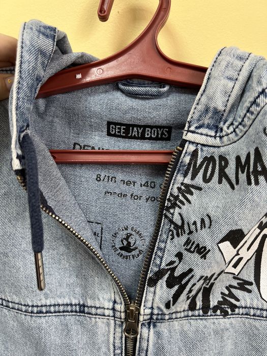 Куртки ,джинсы ,кофты от 3000 тг