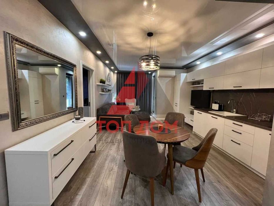 Дава се под наем Тристаен апартамент в Варна, Център - 74 кв.м за 1100 € - Снимка #10