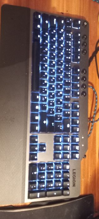 Продаю клавиатуру легион