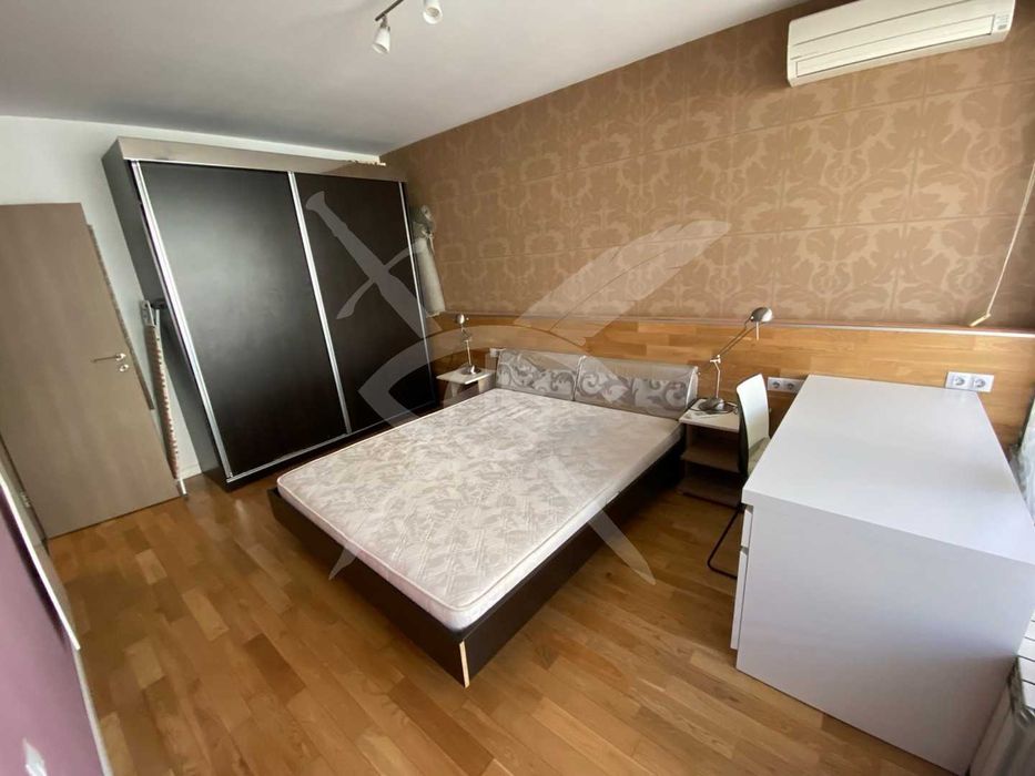 Дава се под наем Тристаен апартамент в София, Оборище - 100 кв.м за 1196.97 € - Снимка #7