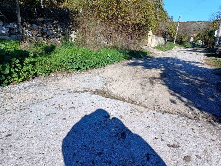 Продавам два парцела в регулация в село Генерал Кантарджиево