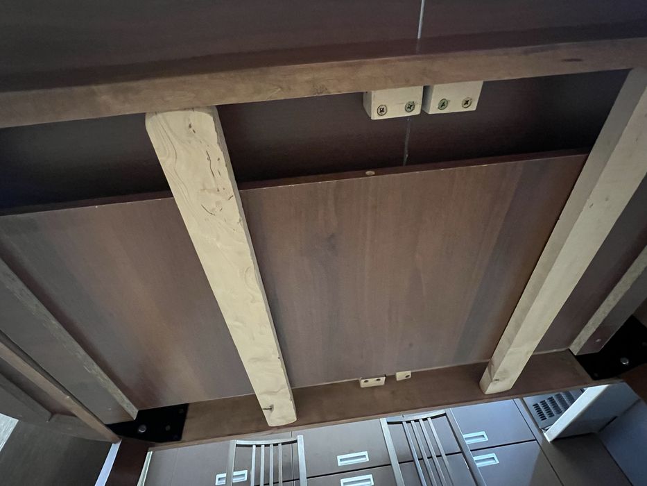 Продам стол для гостинной/кухни