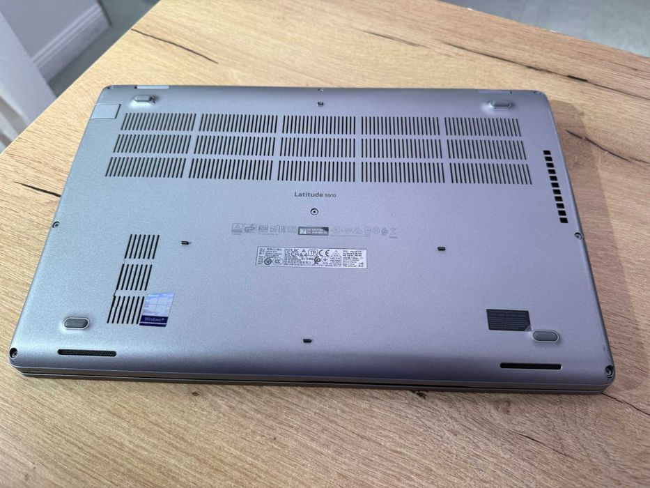 Dell Latitude 5510, 15.6", Intel Core i7-10810U, Factura & Garantie