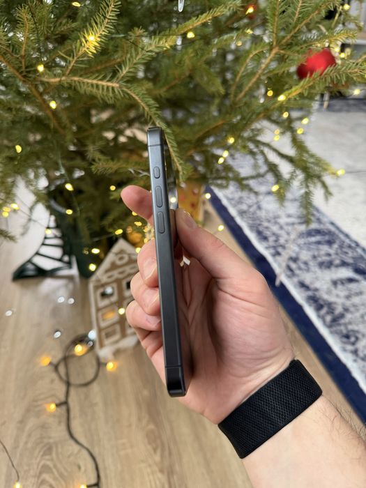 iphone 15 pro 128GB e-sim