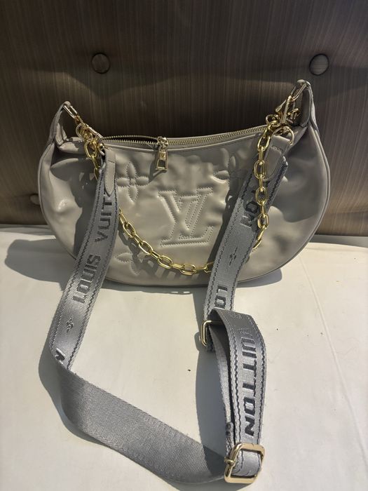 Кожена чанта сива