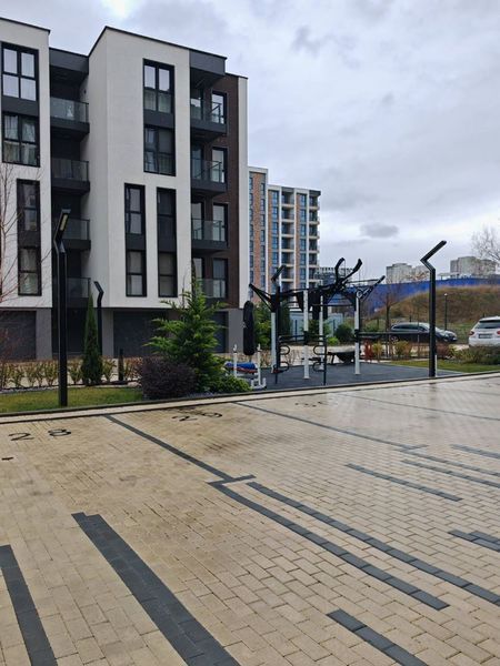 Многостаен апартамент с 3 Паркоместа до ключ в АРИА. АКТ 16.