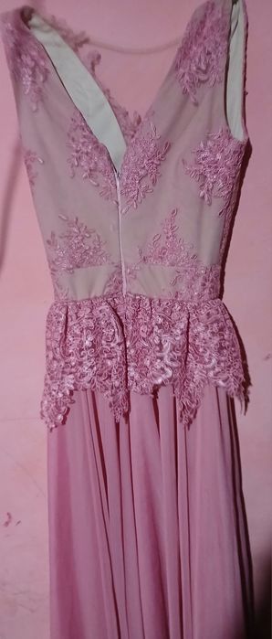 Rochiță cu dantela