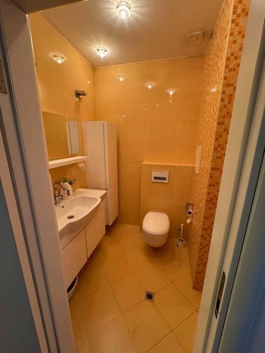 Дава се под наем Тристаен апартамент в София, Студентски град - 160 кв.м за 1250 € - Снимка #7