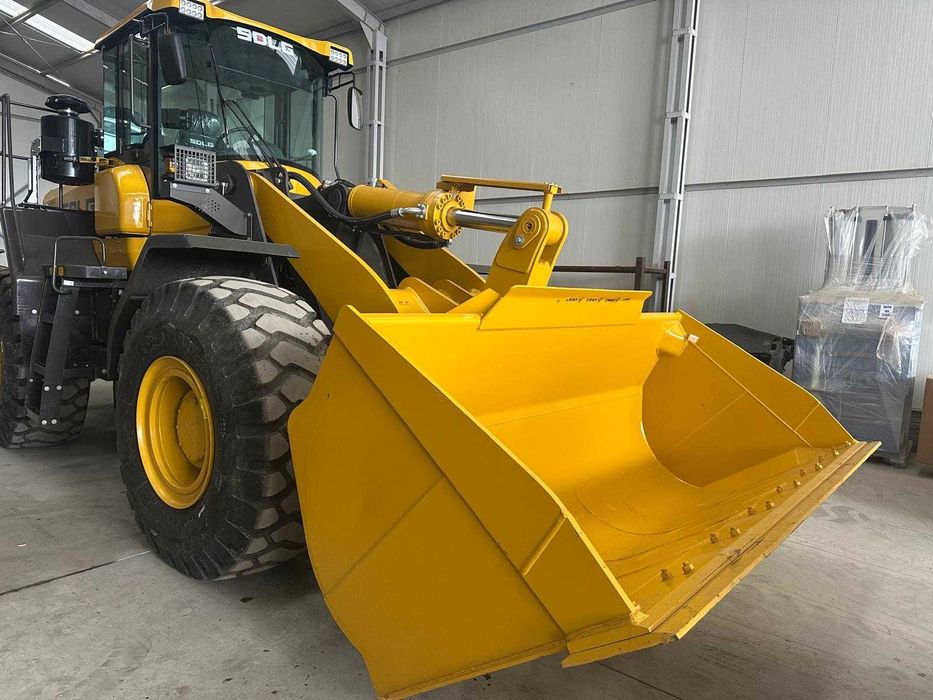 Incarcator frontal SDLG cupa 3.6 mc